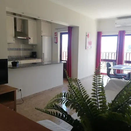 Alltravel Praia Mar דירה פורטימאו